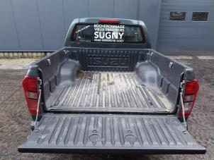 Used Loading container Isuzu D-Max (TFR/TFS) 2.5 D Twin Turbo 4x4 Price on request offered by Autohandel-Smet Gebroeders NV