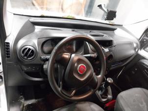 Używane Airbag set + dashboard Fiat Fiorino (225) 1.3 D 16V Multijet 80 Cena na żądanie oferowane przez Autohandel-Smet Gebroeders NV