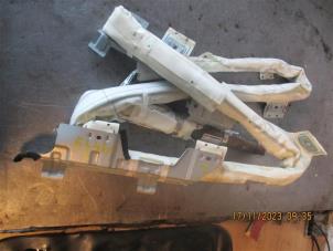 Used Roof curtain airbag, left Isuzu D-Max (TFR/TFS) 1.9 DDI 4x4 Price on request offered by Autohandel-Smet Gebroeders NV