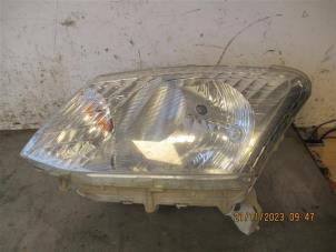Used Headlight, left Isuzu D-Max (TFR/TFS) 2.5 D Twin Turbo 4x4 Price on request offered by Autohandel-Smet Gebroeders NV