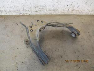 Used Front upper wishbone, left Isuzu D-Max (TFR/TFS) 1.9 DDI 4x4 Price on request offered by Autohandel-Smet Gebroeders NV