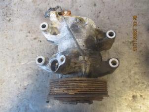Used Air conditioning pump Isuzu D-Max (TFR/TFS) 1.9 DDI 4x4 Price on request offered by Autohandel-Smet Gebroeders NV