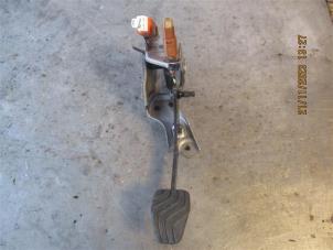 Used Clutch pedal Nissan Micra (K14) 1.0 IG-T 100 Price on request offered by Autohandel-Smet Gebroeders NV