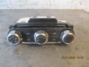 Used Air conditioning control panel Nissan Micra (K14) 1.0 IG-T 100 Price on request offered by Autohandel-Smet Gebroeders NV