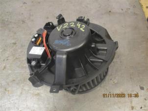 Usados Motor de ventilador de calefactor Volkswagen Golf VII (AUA) 1.4 TSI 16V Precio de solicitud ofrecido por Autohandel-Smet Gebroeders NV