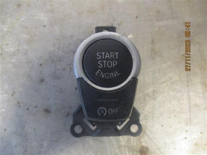 Interruptores Start/Stop de un BMW 5 serie (F10) 520d 16V 2013