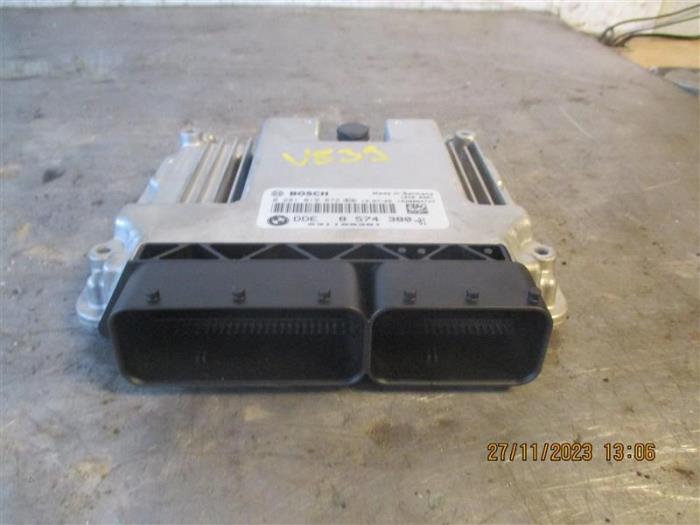 Used Engine management computer BMW 5 serie (F10) 520d 16V Price on request offered by Autohandel-Smet Gebroeders NV