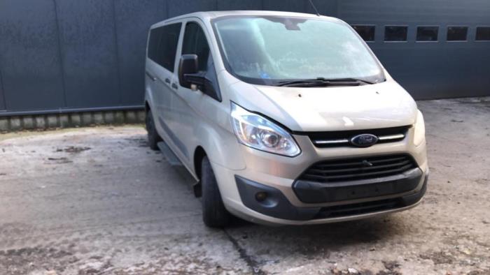 Front end, complete from a Ford Tourneo Custom 2.2 TDCi 16V 2013