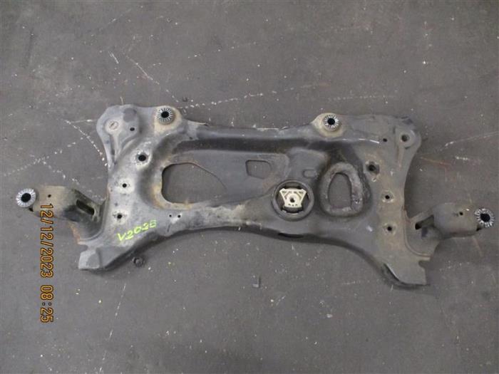 Underram Volkswagen Golf VII (AUA), 2012 / 2021 1.6 TDI BMT 16V, Halvkombi (Hatchback), Diesel, 1.598cc, 85kW (116pk), FWD, DDYA, 2016-11 / 2020-03 (Begagnad)