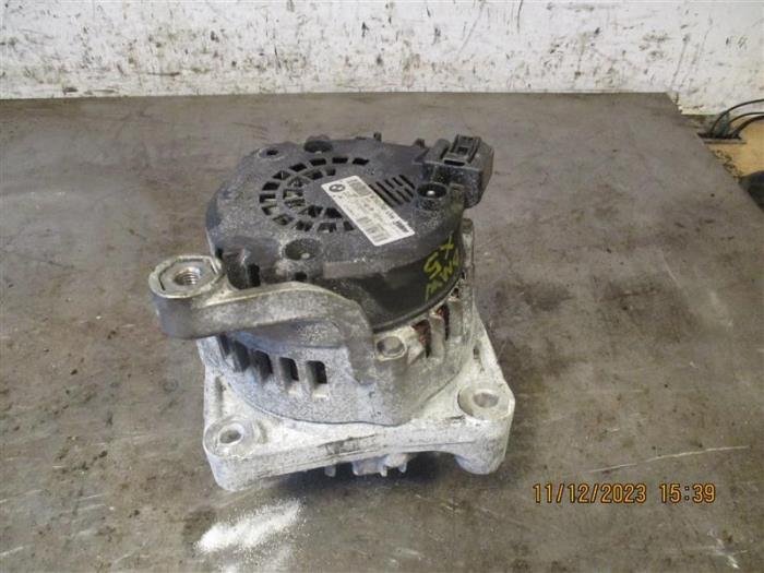 Gebrauchte Dynamo BMW X5 (F15) xDrive 25d 2.0 Preis auf Anfrage angeboten von Autohandel-Smet Gebroeders NV