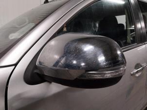 Used Wing mirror, left Mitsubishi L200 Price on request offered by Autohandel-Smet Gebroeders NV