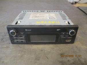 Used Radio module Renault Master Price on request offered by Autohandel-Smet Gebroeders NV
