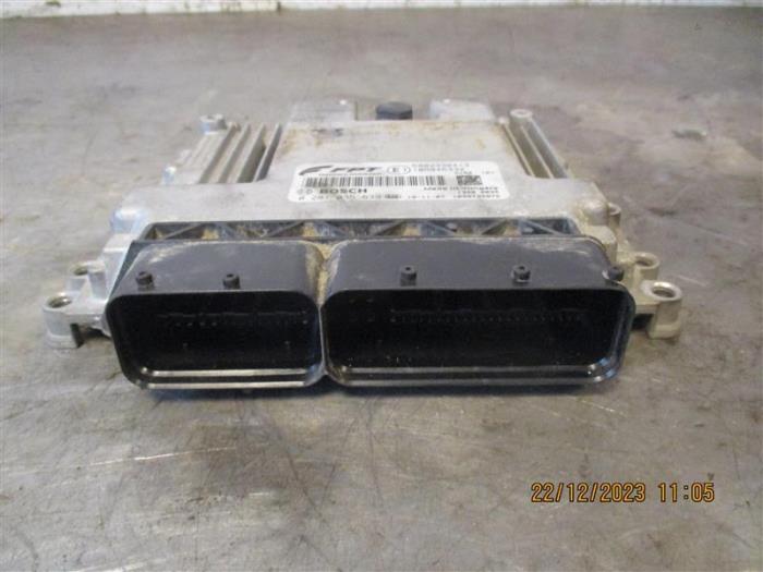 Used Engine management computer Iveco Daily Price on request offered by Autohandel-Smet Gebroeders NV