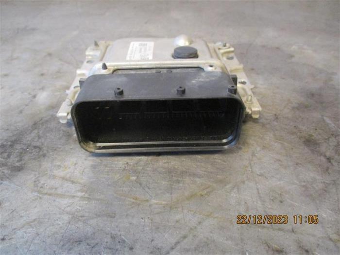 Used Engine management computer Iveco Daily Price on request offered by Autohandel-Smet Gebroeders NV