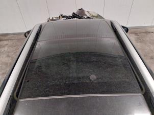 Used Glass sunroof Jeep Cherokee (KL) 2.2 Multijet II 16V 4x4 Price on request offered by Autohandel-Smet Gebroeders NV