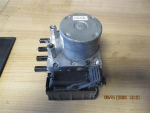 Used ABS pump Ssang Yong Actyon Price on request offered by Autohandel-Smet Gebroeders NV
