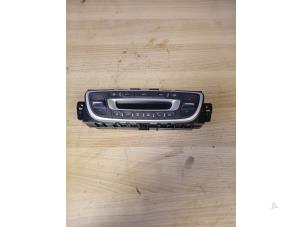 Used Air conditioning control panel Renault Scénic III (JZ) 1.6 Energy dCi 130 Price on request offered by Autohandel-Smet Gebroeders NV