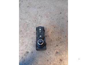 Used Multi-media control unit Renault Trafic (1FL/2FL/3FL/4FL) 1.6 dCi 125 Twin Turbo Price on request offered by Autohandel-Smet Gebroeders NV