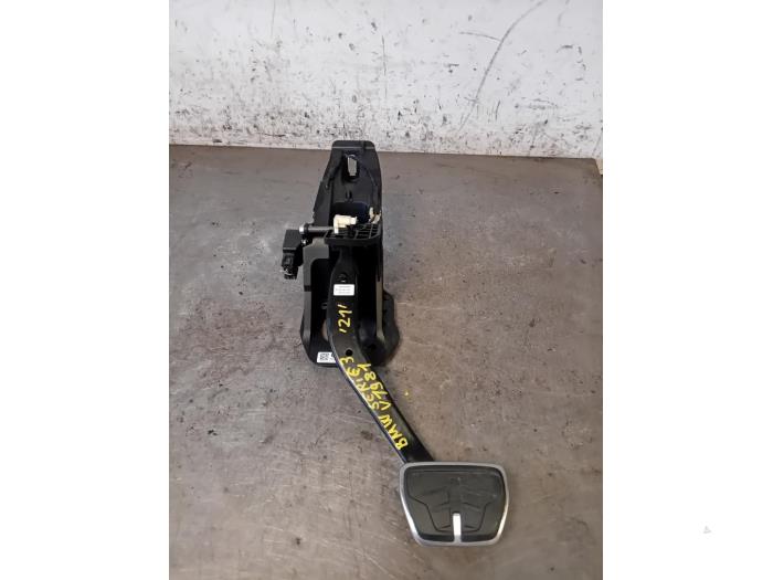 Używane Pedal hamulca BMW 3 serie Touring (G21) 320d xDrive 2.0 TwinPower Turbo 16V Hybrid Cena na żądanie oferowane przez Autohandel-Smet Gebroeders NV