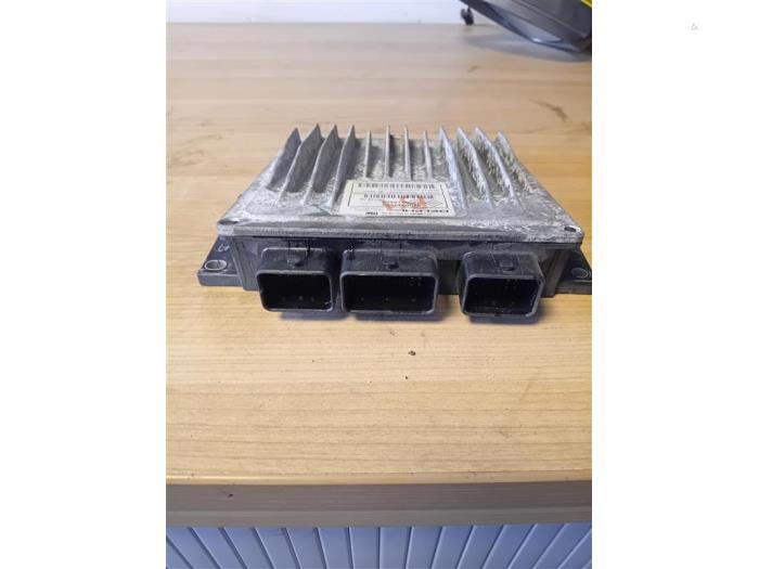 Used Engine management computer Nissan Note (E11) Price on request offered by Autohandel-Smet Gebroeders NV