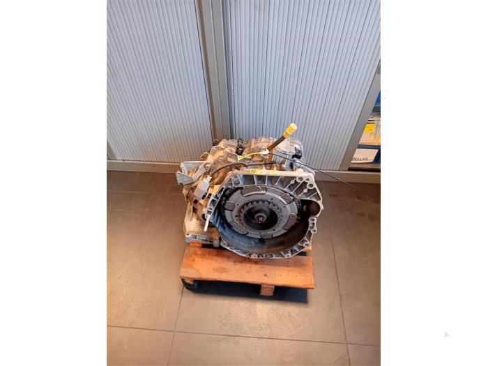 Gebrauchte Getriebe Renault Clio IV (5R) 1.2 TCE 16V GT EDC Preis auf Anfrage angeboten von Autohandel-Smet Gebroeders NV
