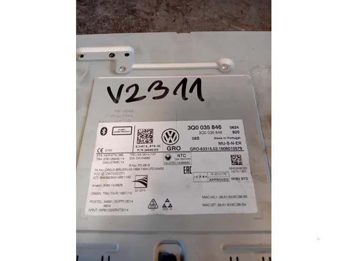 Vescm Module Vw Navigation module Volkswagen Touran 1.6 TDI - MR9102ARNT2014