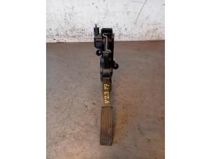 Used Throttle pedal position sensor Mercedes B (W245,242) 2.0 B-180 CDI 16V Price on request offered by Autohandel-Smet Gebroeders NV