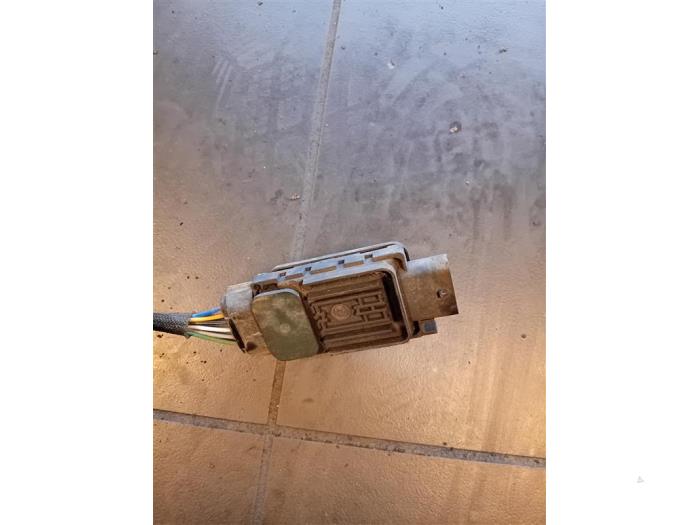 Begagnade NOx-sensor Ford Transit 2.0 TDCi 16V Eco Blue 170 RWD Pris på förfrågan erbjuds av Autohandel-Smet Gebroeders NV