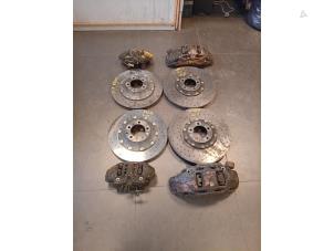 Used Brake set complete front + rear Porsche Cayenne III (9YA) Price on request offered by Autohandel-Smet Gebroeders NV