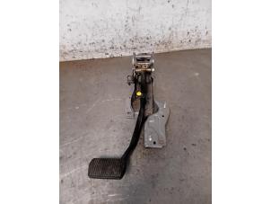 Used Brake pedal Ford Focus 4 1.0 Ti-VCT EcoBoost 12V 125 Price on request offered by Autohandel-Smet Gebroeders NV