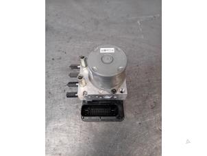 Used ABS pump Ssang Yong Actyon Sports II Price on request offered by Autohandel-Smet Gebroeders NV