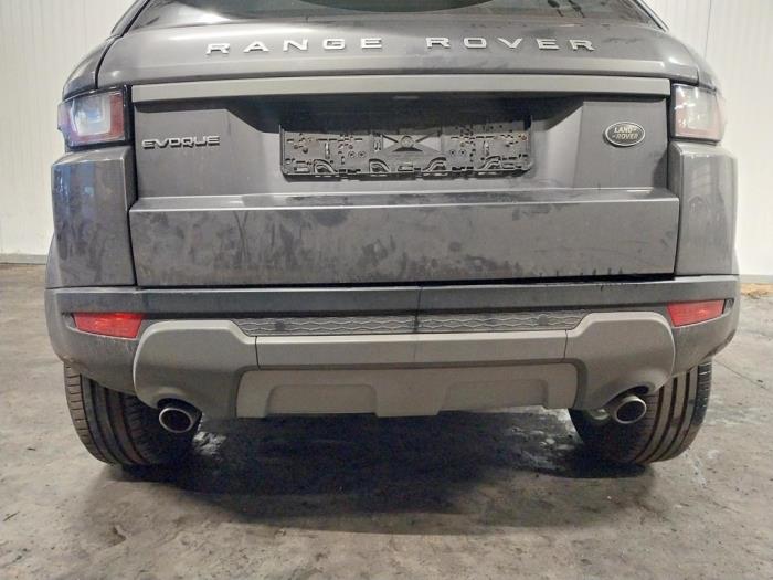 Parachoques trasero de un Land Rover Range Rover Evoque (LVJ/LVS) 2.0 D 150 16V 2016