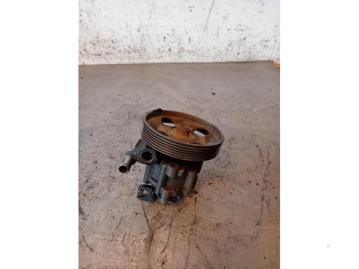 Usagé Pompe de direction Citroen Jumpy (G9) 2.0 HDiF 16V 125 Prix sur demande proposé par Autohandel-Smet Gebroeders NV