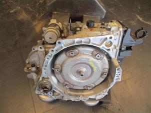 Getriebe van een Opel Astra K Sports Tourer 1.5 CDTi 122 12V 2021