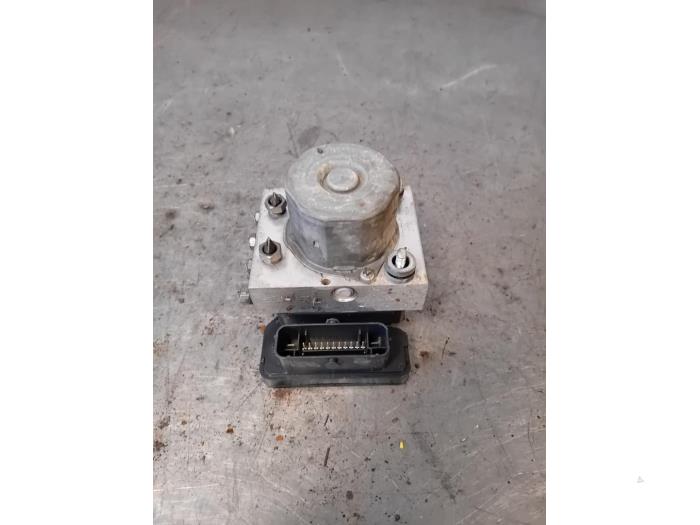 Usagé Bloc ABS Ford Transit Custom 2.2 TDCi 16V Prix sur demande proposé par Autohandel-Smet Gebroeders NV