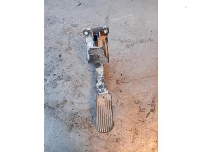 Begagnade Gaspedalsensor Volkswagen Crafter 2.0 TDI 16V Pris på förfrågan erbjuds av Autohandel-Smet Gebroeders NV