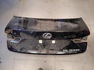 Used Tailgate Lexus IS 300 Price on request offered by Autohandel-Smet Gebroeders NV