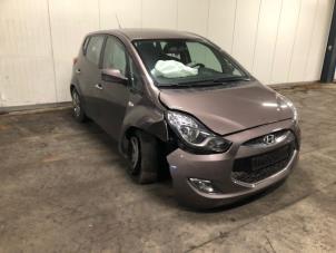 Used Bonnet Hyundai iX20 (JC) 1.4 CRDi 16V Price on request offered by Autohandel-Smet Gebroeders NV