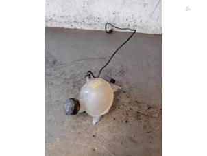 Used Expansion vessel Peugeot RCZ Price on request offered by Autohandel-Smet Gebroeders NV