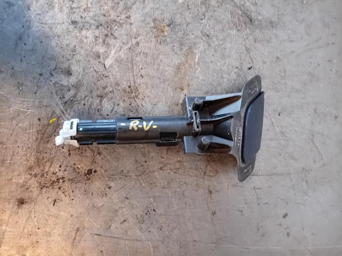Używane Spryskiwacz reflektorów Renault Scénic IV (RFAJ) 1.5 Energy dCi 110 Cena na żądanie oferowane przez Autohandel-Smet Gebroeders NV