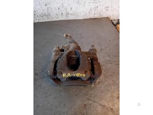 Used Rear brake calliper, right Nissan NV 400 (M9J) 2.3 dCi 150 16V Price on request offered by Autohandel-Smet Gebroeders NV