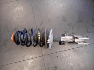 Used Front shock absorber, right Citroen DS5 (KD/KF) 2.0 HDiF 16V Price on request offered by Autohandel-Smet Gebroeders NV