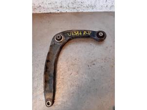 Used Front wishbone, right Citroen DS5 (KD/KF) 2.0 HDiF 16V Price on request offered by Autohandel-Smet Gebroeders NV