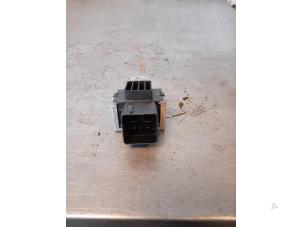 Used Module (miscellaneous) Citroen DS5 (KD/KF) 2.0 HDiF 16V Price on request offered by Autohandel-Smet Gebroeders NV