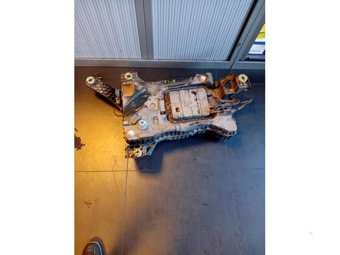 Gebrauchte Adblue Tank Peugeot 308 (L3/L8/LB/LH/LP) 1.6 HDi Preis auf Anfrage angeboten von Autohandel-Smet Gebroeders NV