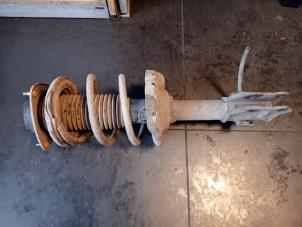 Used Fronts shock absorber, left Subaru Forester (SH) 2.0D Price on request offered by Autohandel-Smet Gebroeders NV