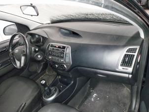 Used Airbag set + dashboard Hyundai i20 1.2i 16V Price on request offered by Autohandel-Smet Gebroeders NV