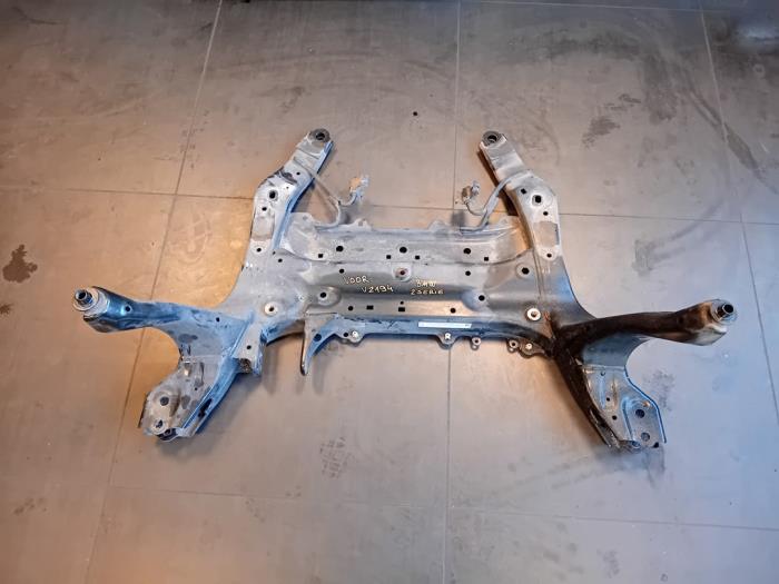 Begagnade Underram BMW 2 serie Gran Tourer (F46) 218d 2.0 TwinPower Turbo 16V Pris på förfrågan erbjuds av Autohandel-Smet Gebroeders NV