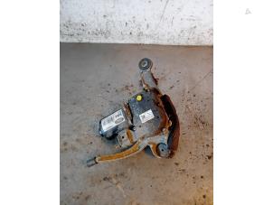 Used Wiper motor + mechanism Ford Transit Custom 2.2 TDCi 16V Price on request offered by Autohandel-Smet Gebroeders NV