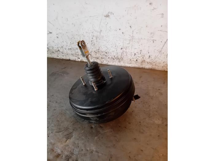 Usagé Servo frein Nissan NT 400 Cabstar 3.0 DCI 35.13 Prix sur demande proposé par Autohandel-Smet Gebroeders NV